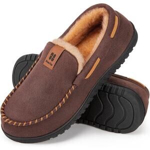 New HomeTop Men Size 10 Brown Faux Suede Fur Lined Memory Foam Moccasin Slippers